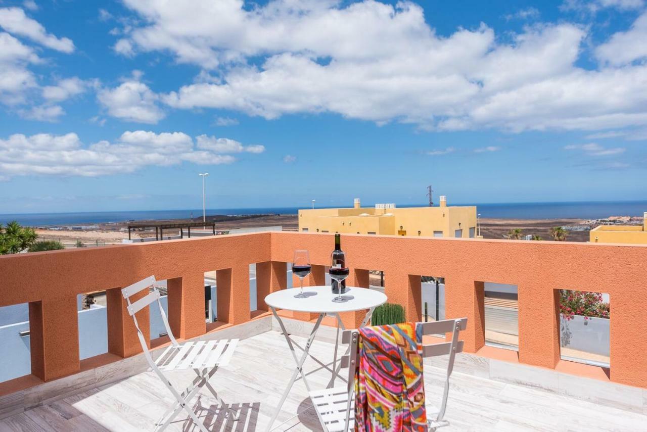 VILLAS ELENA y MARIO Ocean View, Heated Pool, Fast Fiber Caleta de Fuste Exterior foto